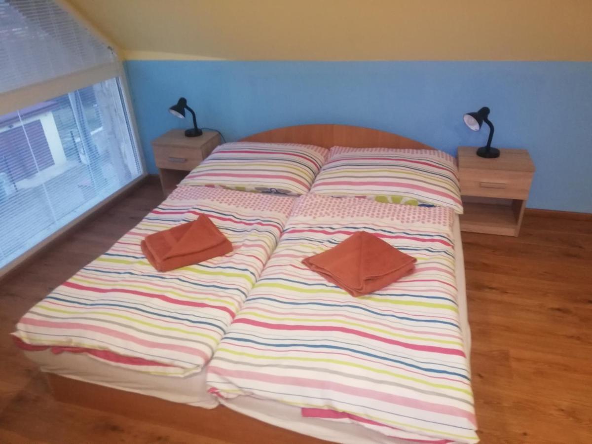 Apartament Privat Femamki Licartovce Zewnętrze zdjęcie